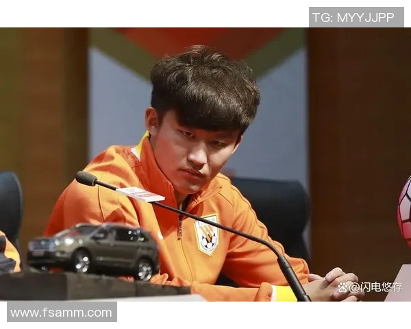 高诗岩：从青涩新星到篮球场上的闪耀巨星之路